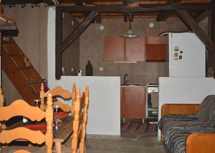 Mrs. Niki's House Hébergement de vacances Dhrákia