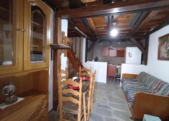 Mrs. Niki's House Hébergement de vacances *